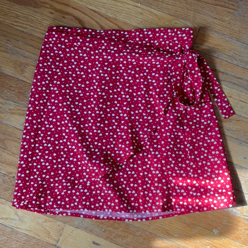 SHEIN Ruffle Heart Skirt